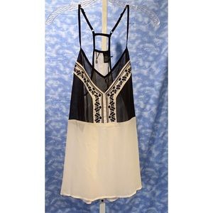 💕 BKE Boutique semi-sheer razorback Cammy, S, NWT